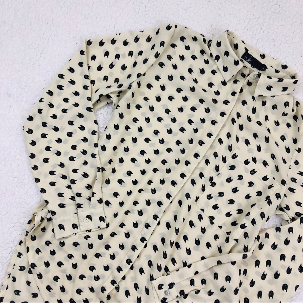Zuiki Cat Design Blouse